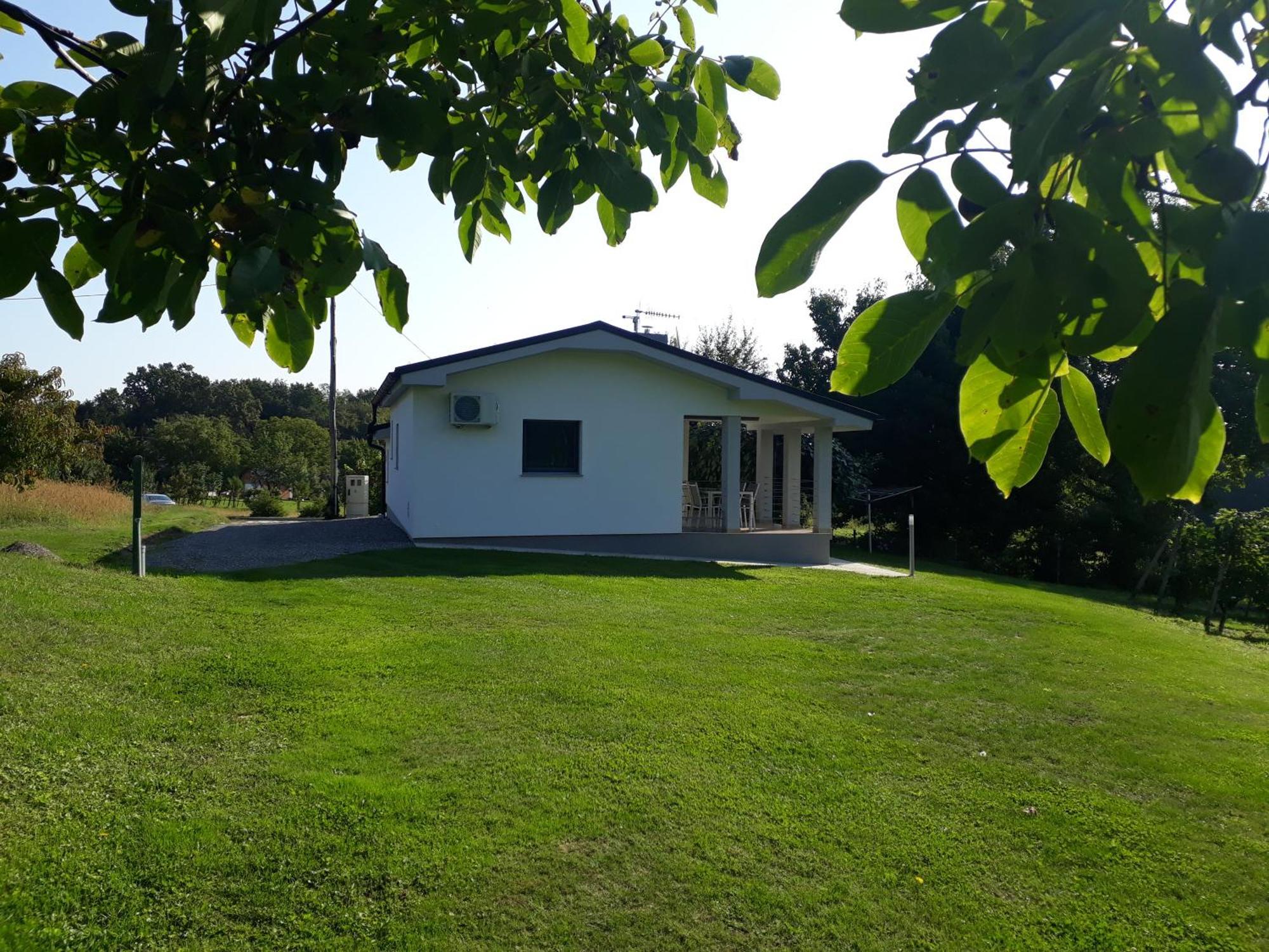 Na Off Villa Radenci Eksteriør billede